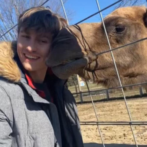 Hans - Sales Associate