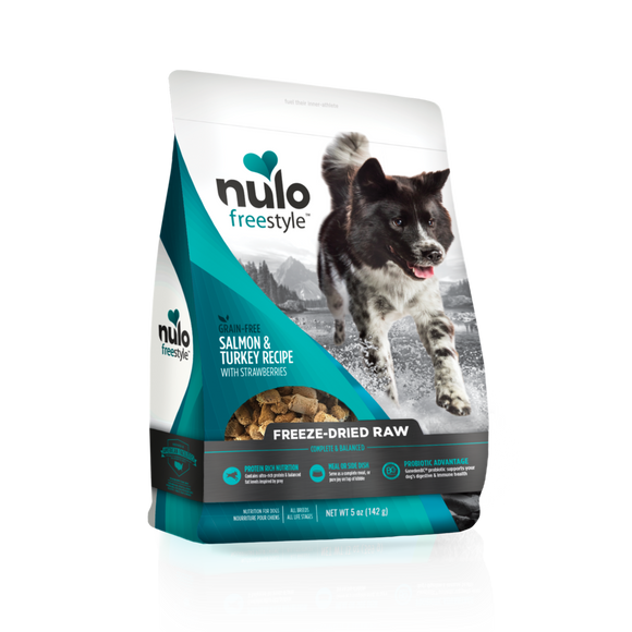 Nulo Freestyle Freeze-Dried Raw Salmon & Turkey with Strawberries