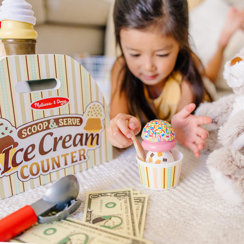 Melissa & Doug Scoop & Serve Ice Cream Counter
