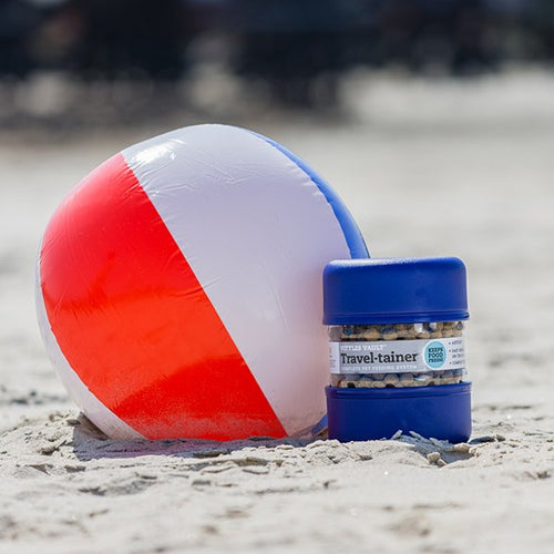 Vittles Vault Travel Tainer